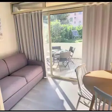 Appartement Piscine Jardin