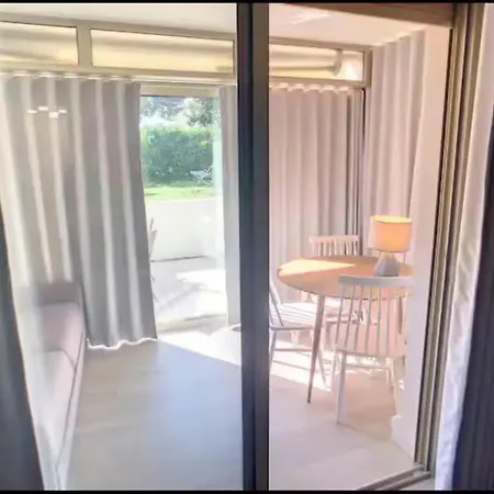 Appartement Piscine Jardin